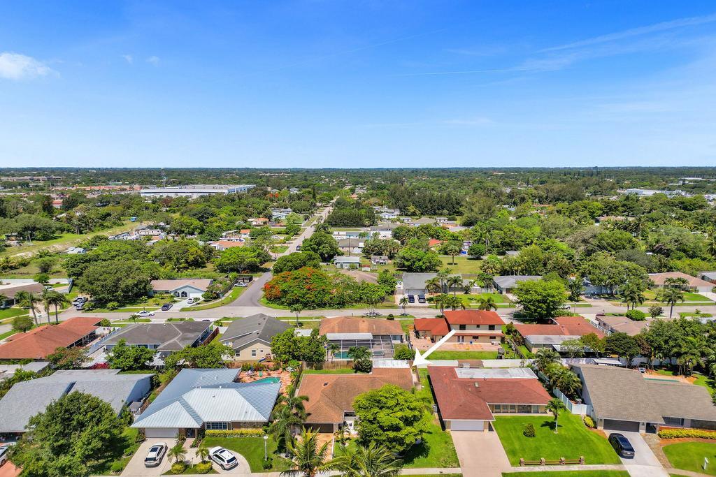 2603 W Carandis Road