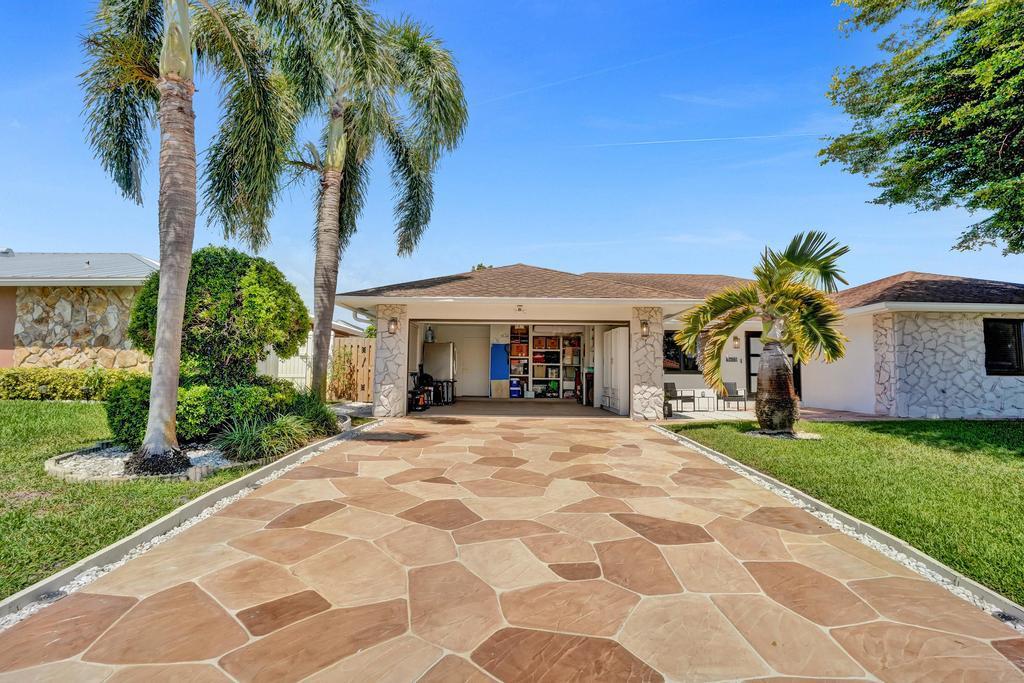 2603 W Carandis Road