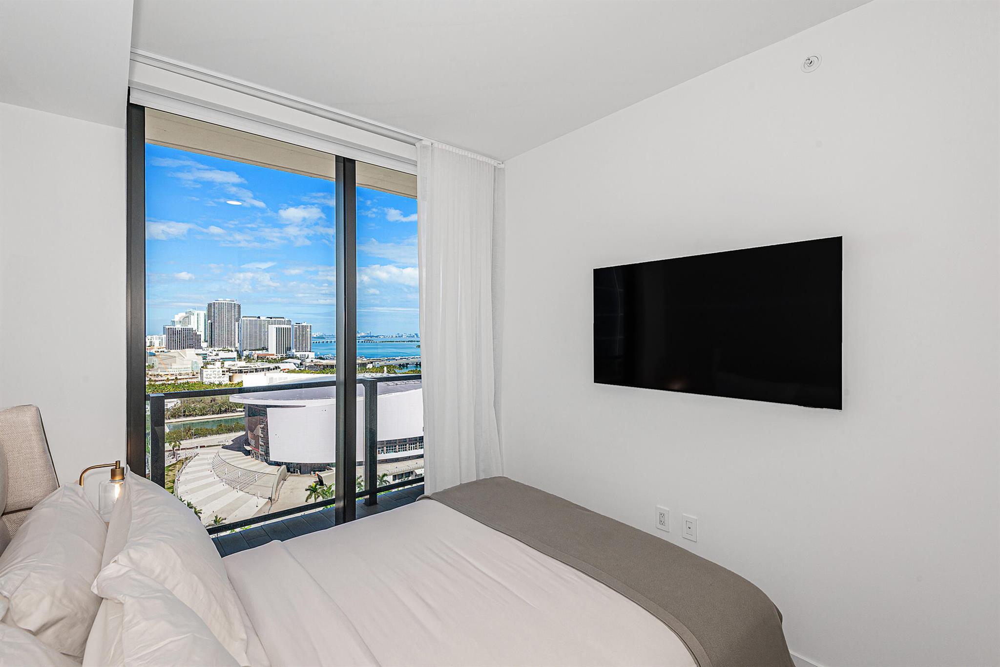 398 NE 5th Street 1609