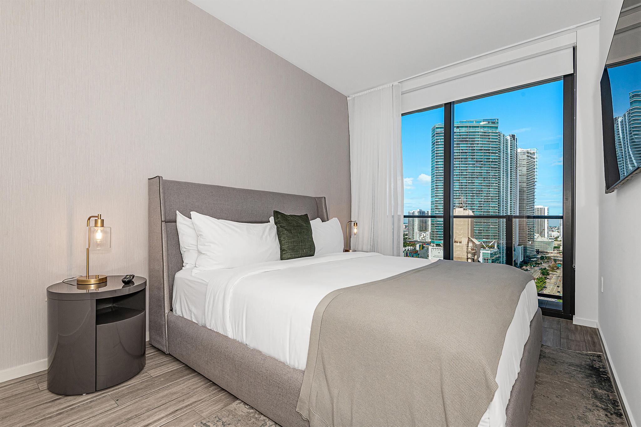 398 NE 5th Street 1609