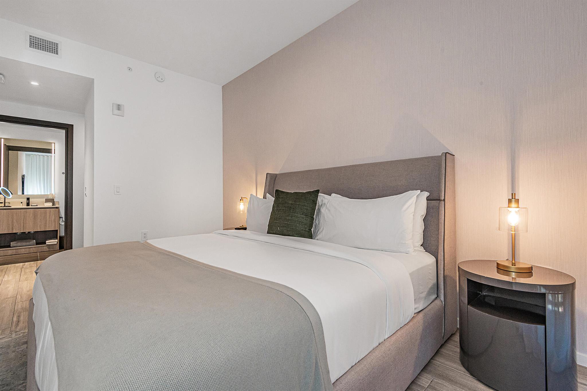 398 NE 5th Street 1609