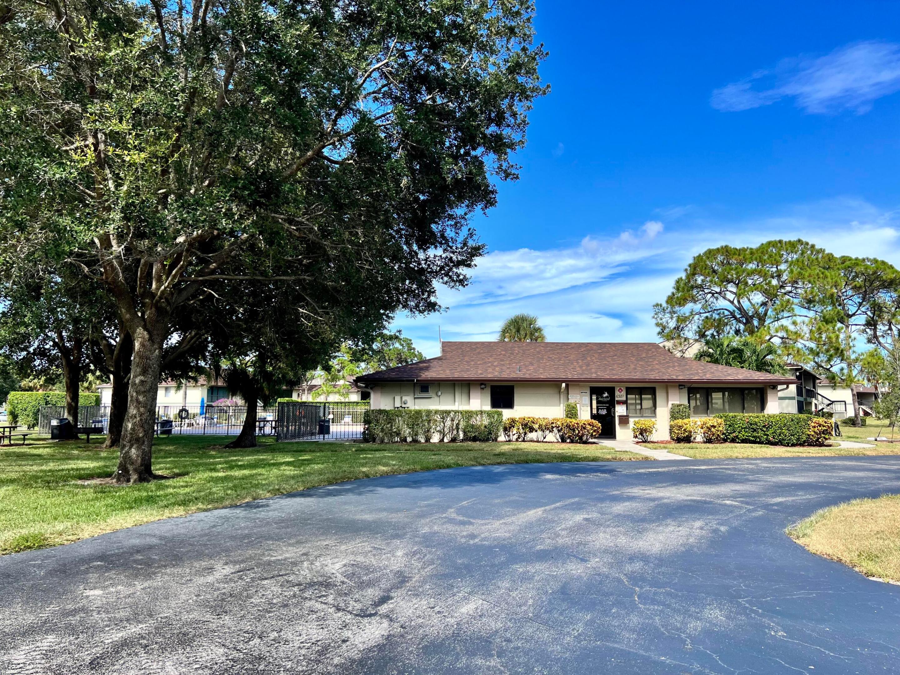 6257 Chasewood Drive F