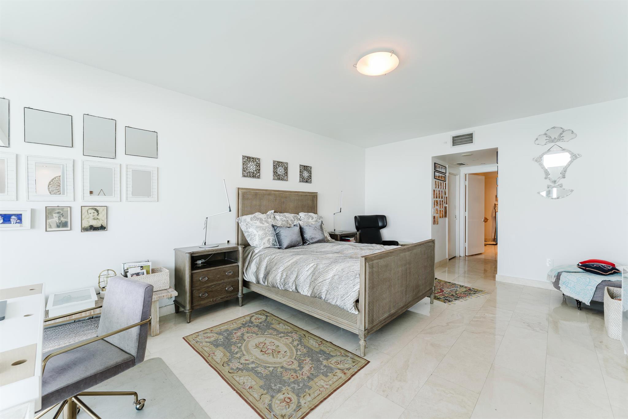 1331 Brickell Bay Drive 2805