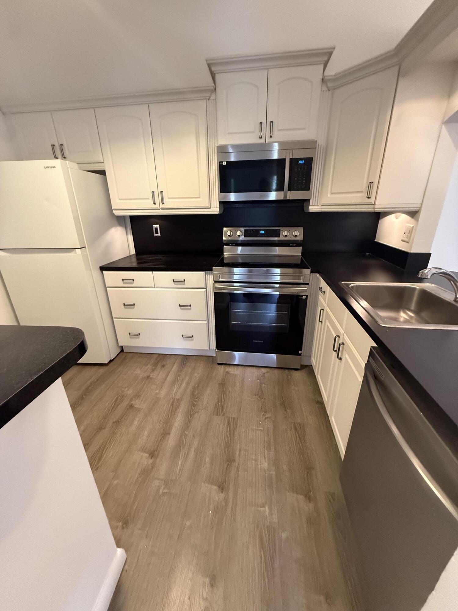 6342 Chasewood Drive E