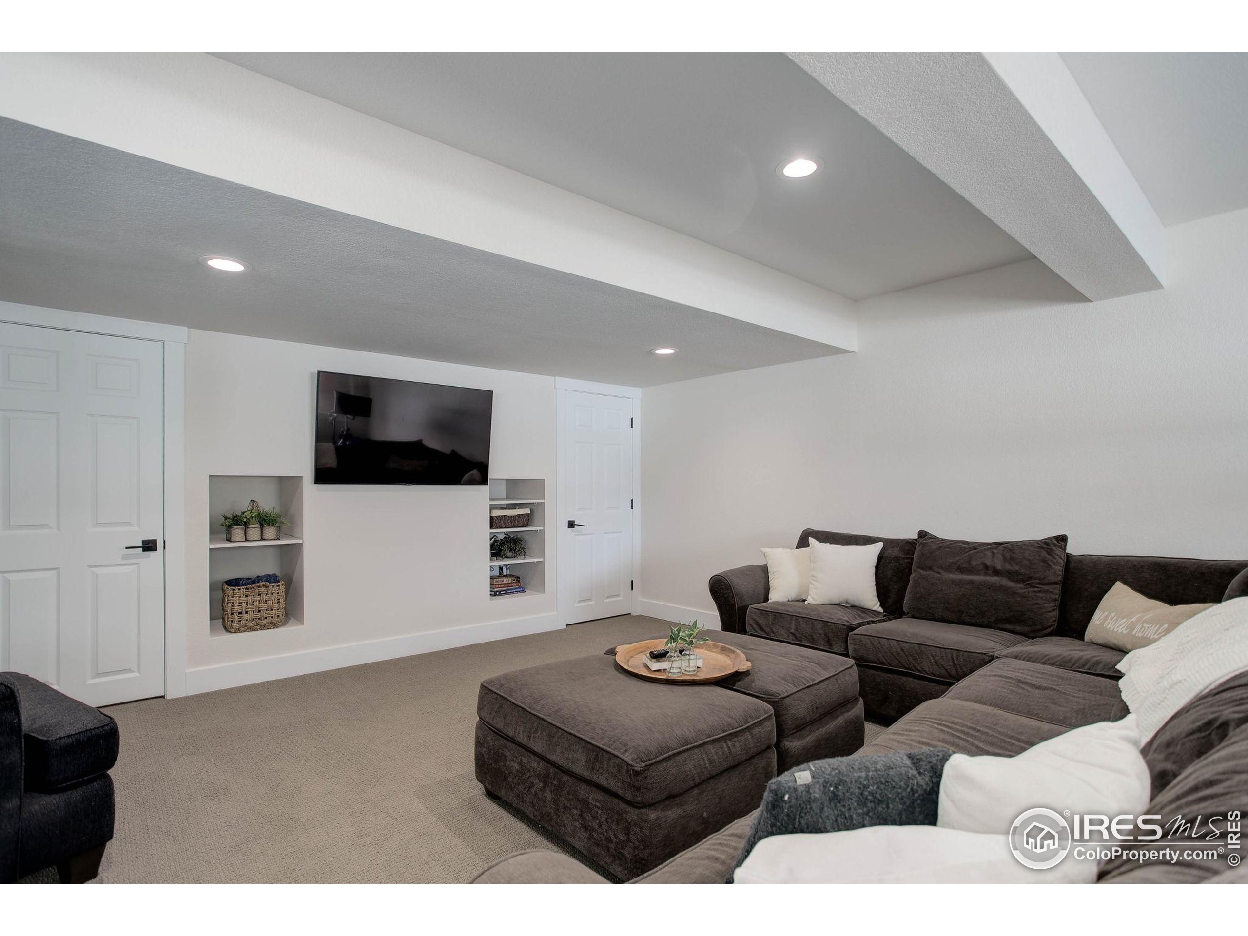 2729 Meadow Mountain Trl