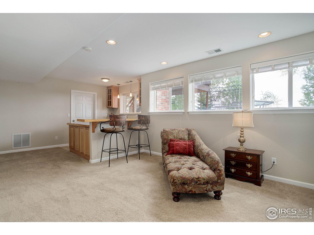 381 Baker Ln