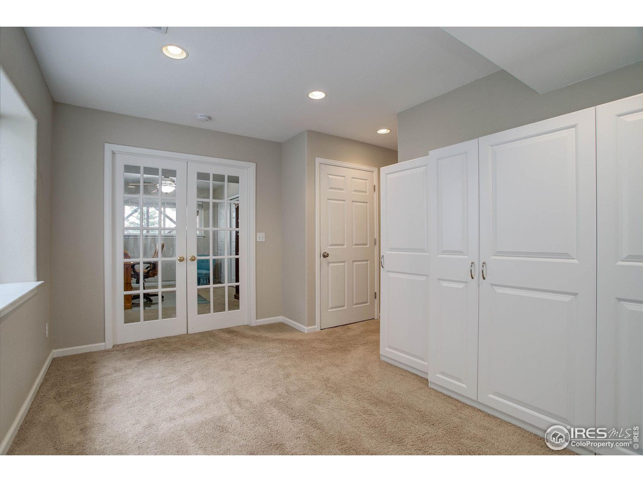 381 Baker Ln