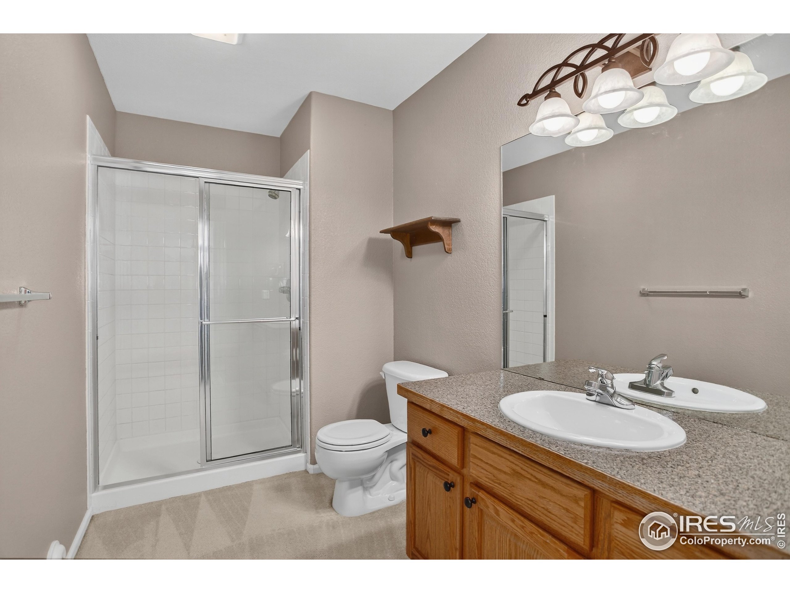 446 Rossum Dr