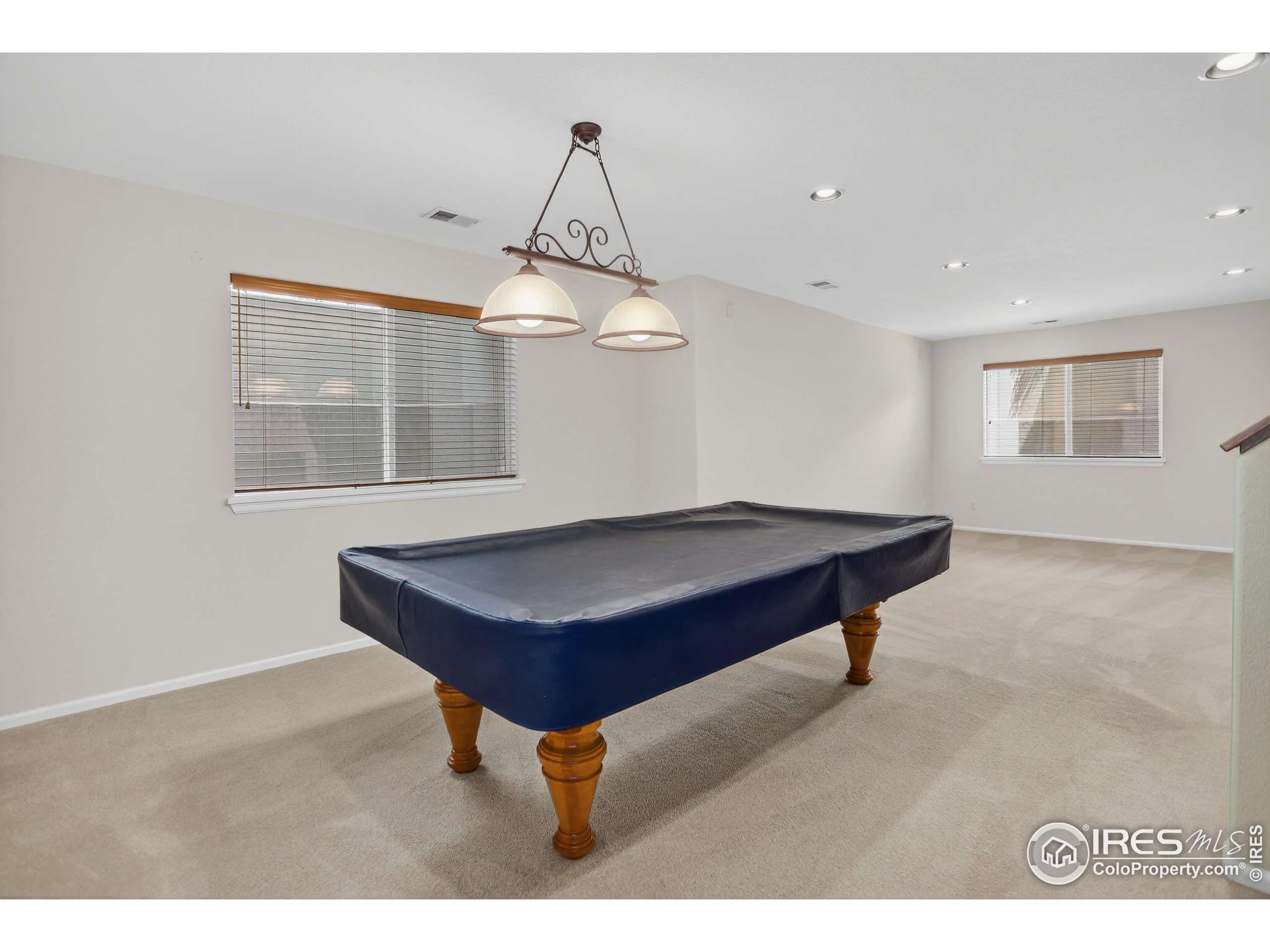 446 Rossum Dr