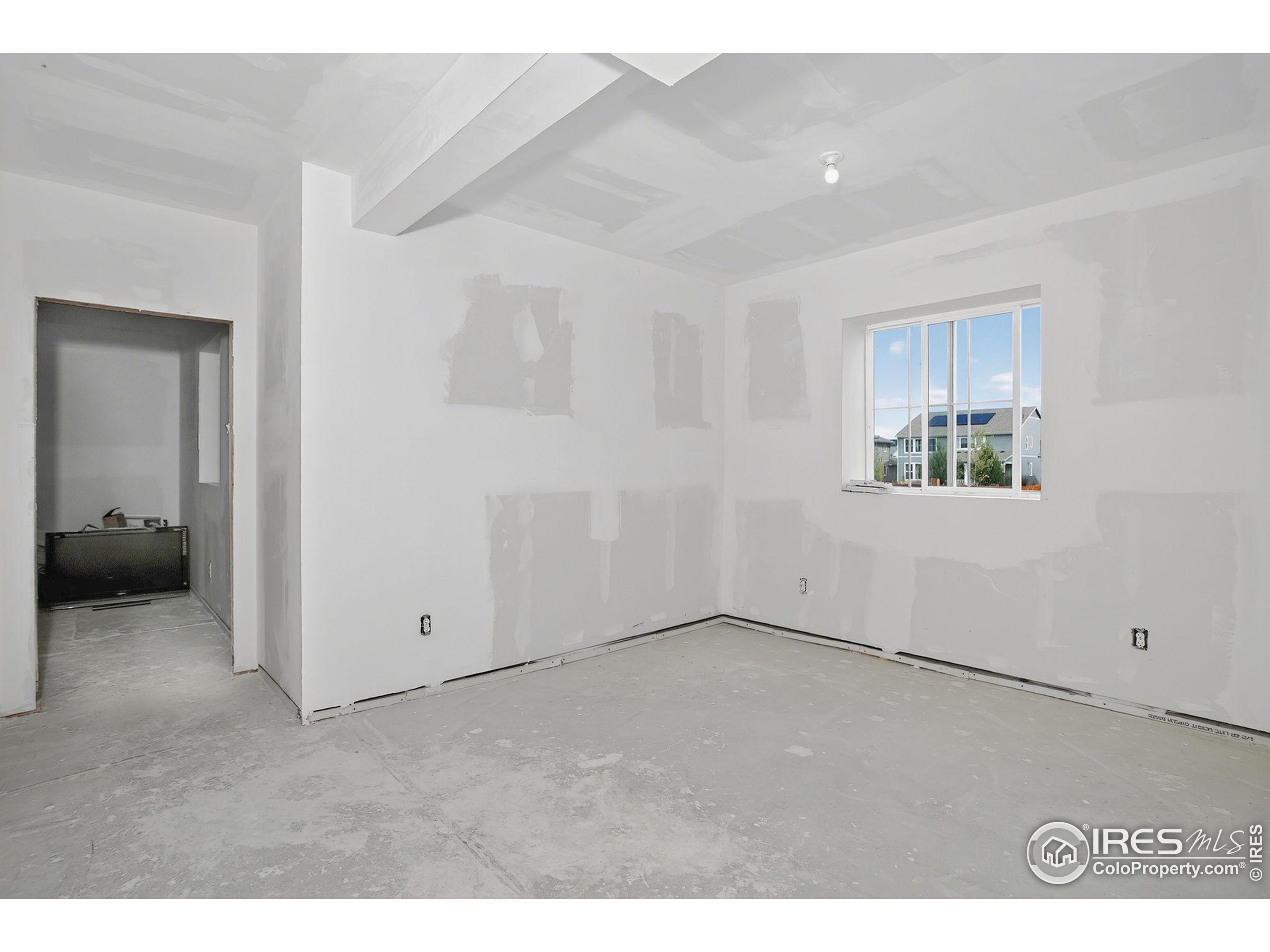 1920 Miranda Rd
