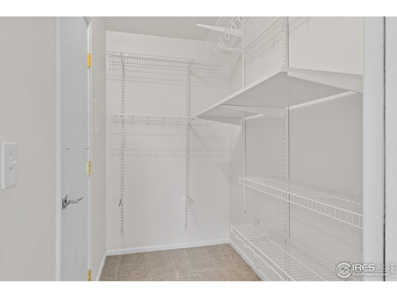 196 Lincoln Cir Louisville