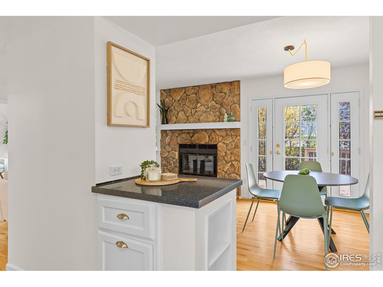 196 Lincoln Cir Louisville