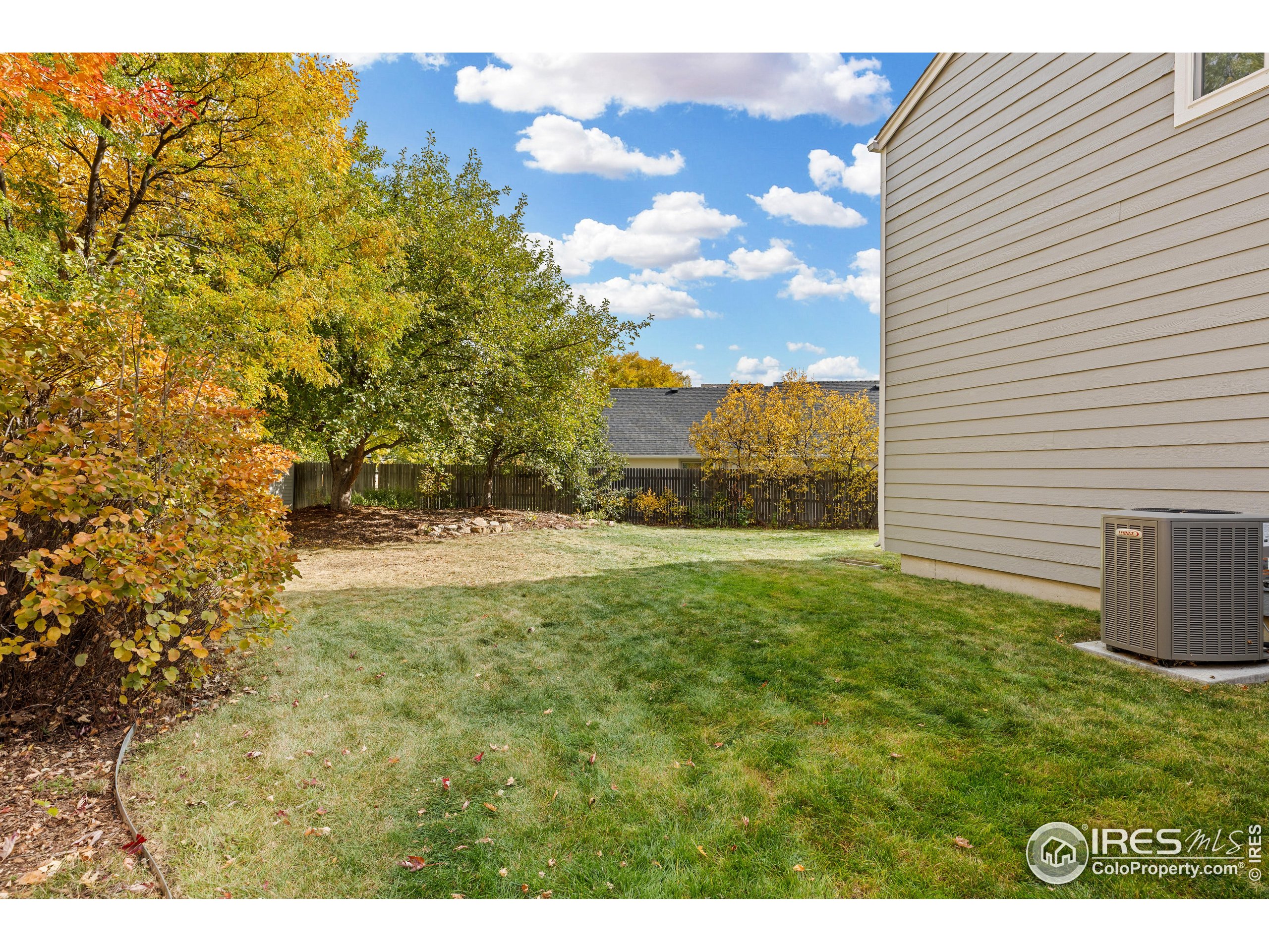 196 Lincoln Cir Louisville