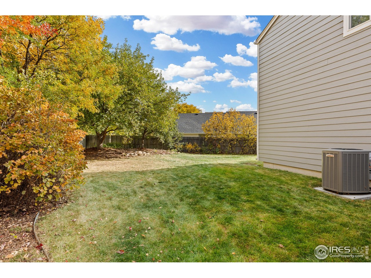 196 Lincoln Cir Louisville