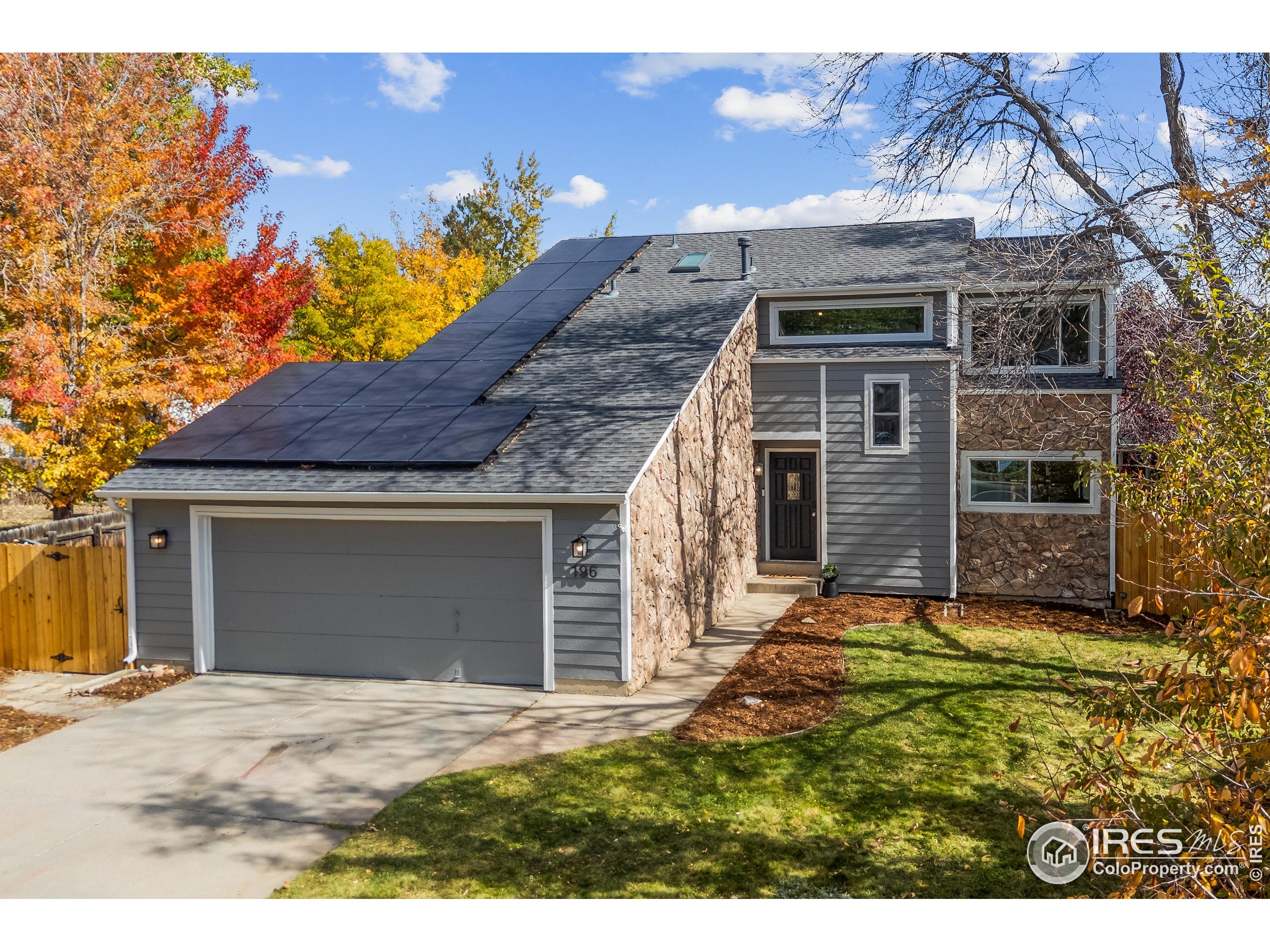 196 Lincoln Cir Louisville