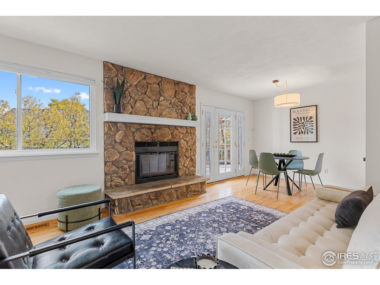 196 Lincoln Cir Louisville