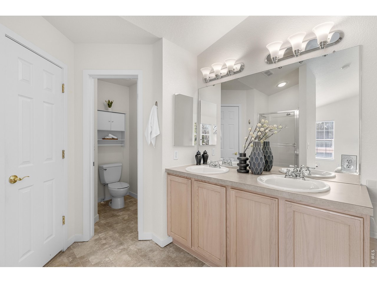 5025 Ladies Tresses Pl