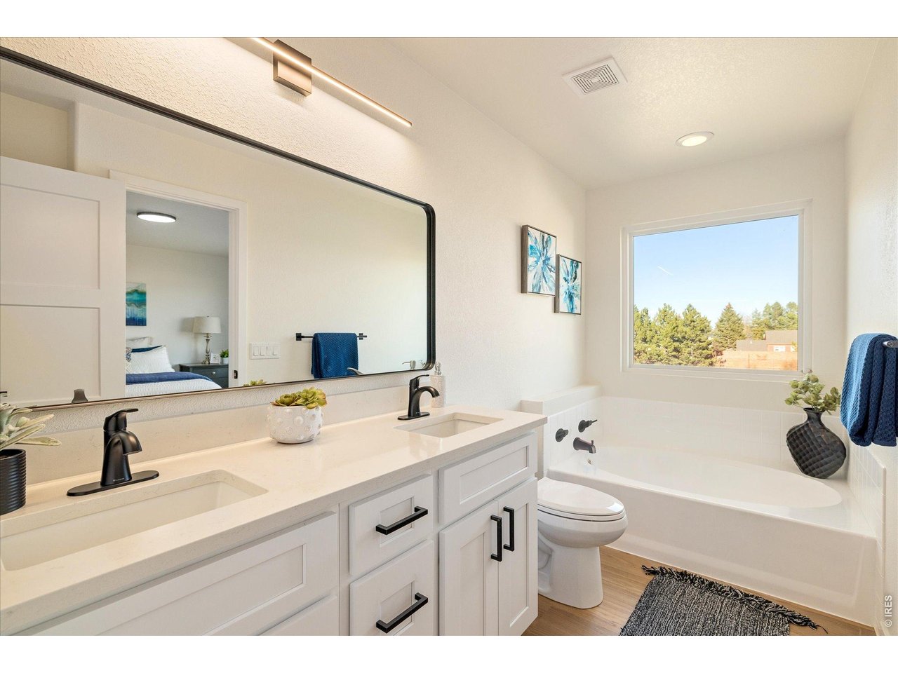 870 Pan Ct