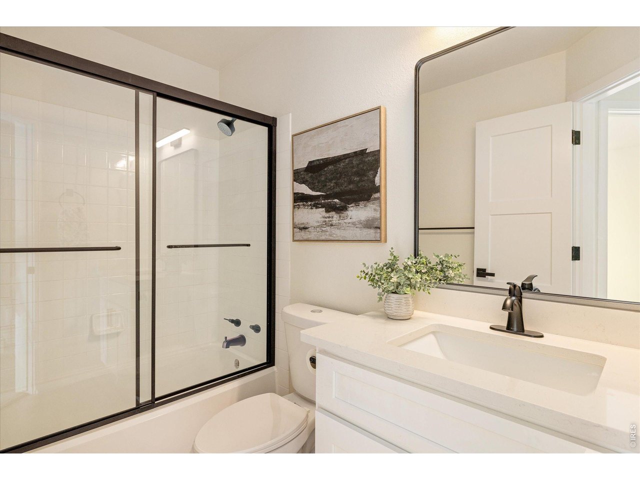 870 Pan Ct