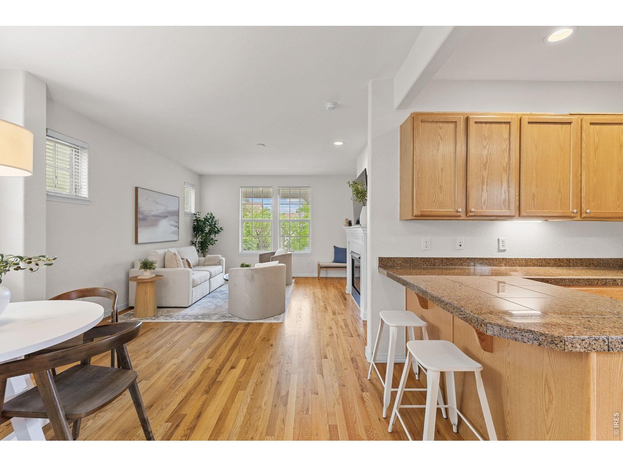 1508 Harvest Dr
