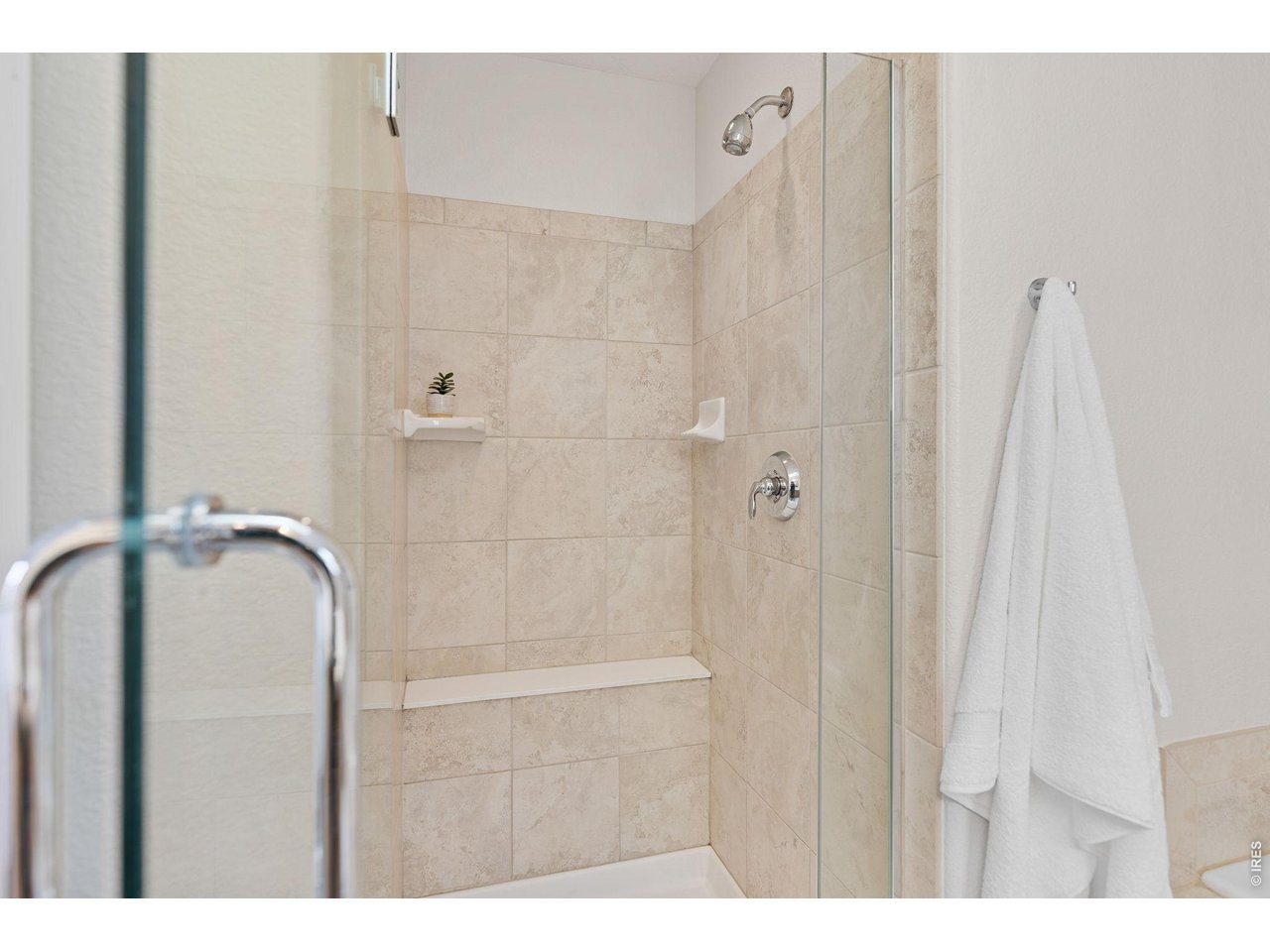 1508 Harvest Dr