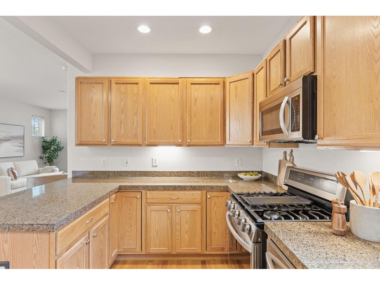 1508 Harvest Dr