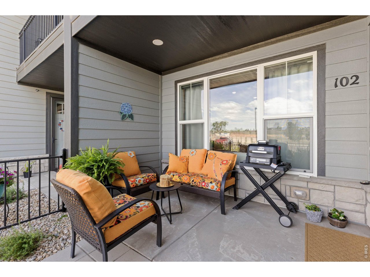 6825 Maple Leaf Dr 102