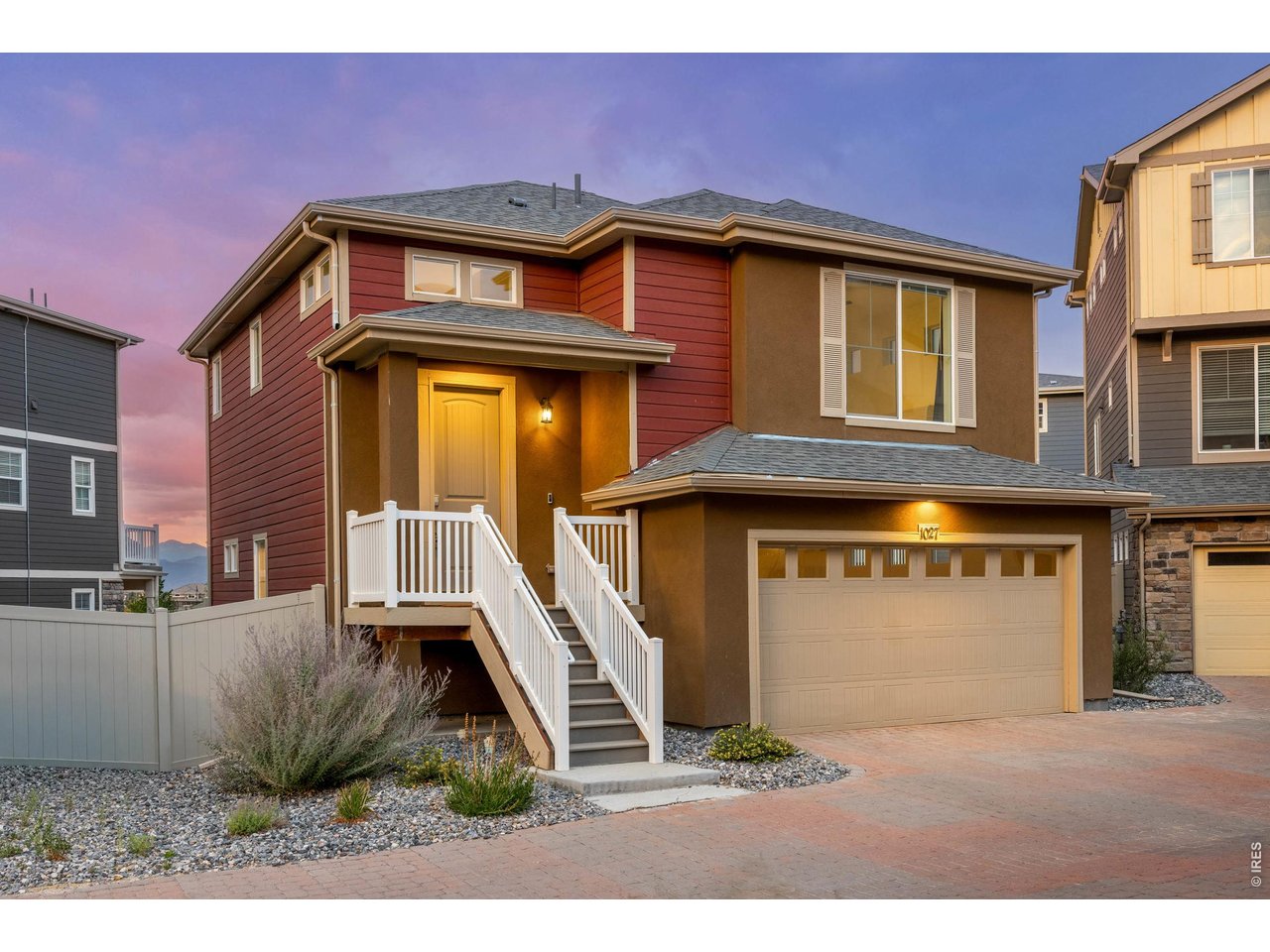 1027 Highview Dr