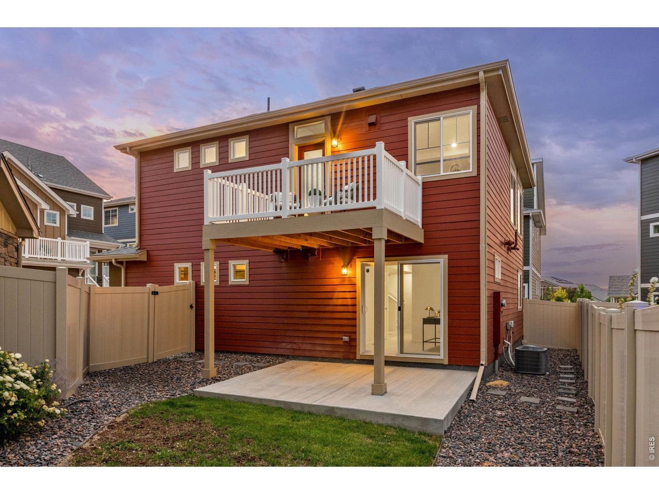 1027 Highview Dr