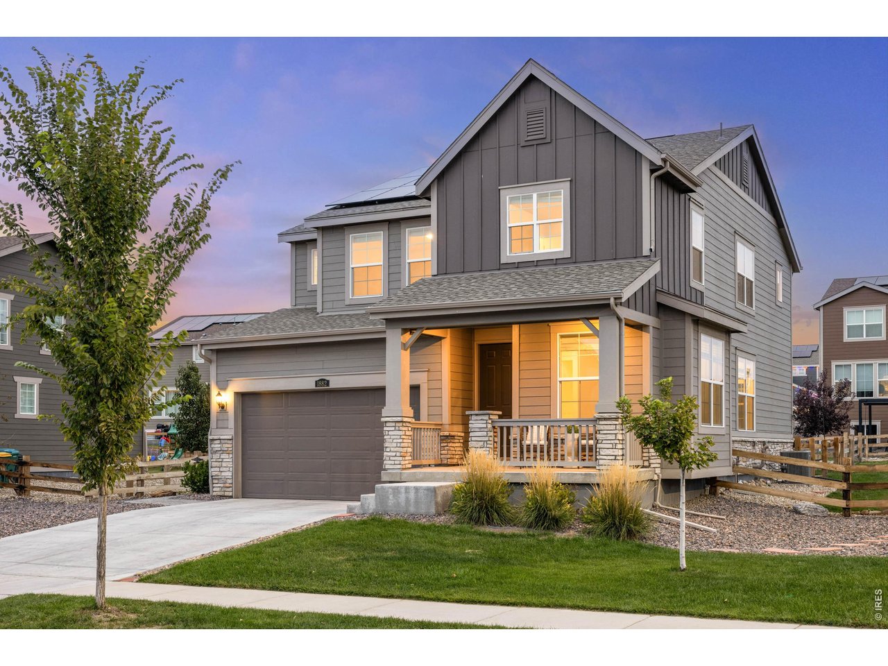 1882 Marlowe Cir W