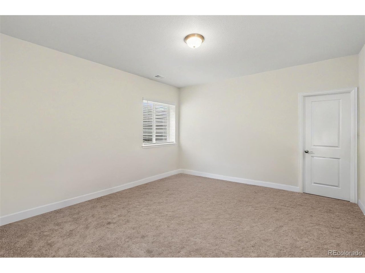 5451 Riverbend Ave