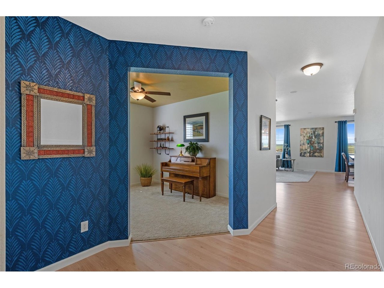 44 Morgan Cir S
