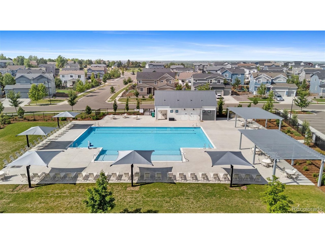44 Morgan Cir S