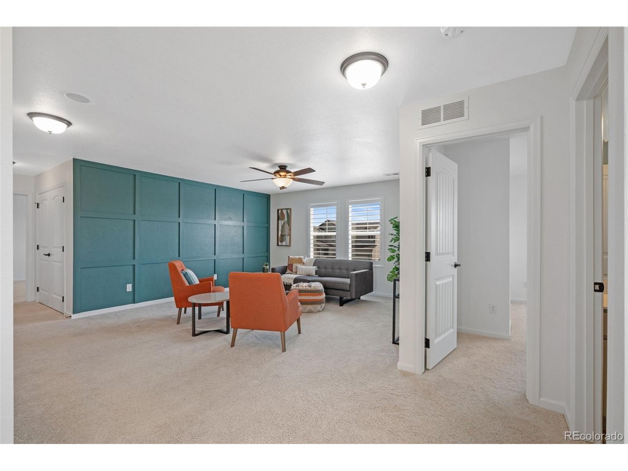 44 Morgan Cir S