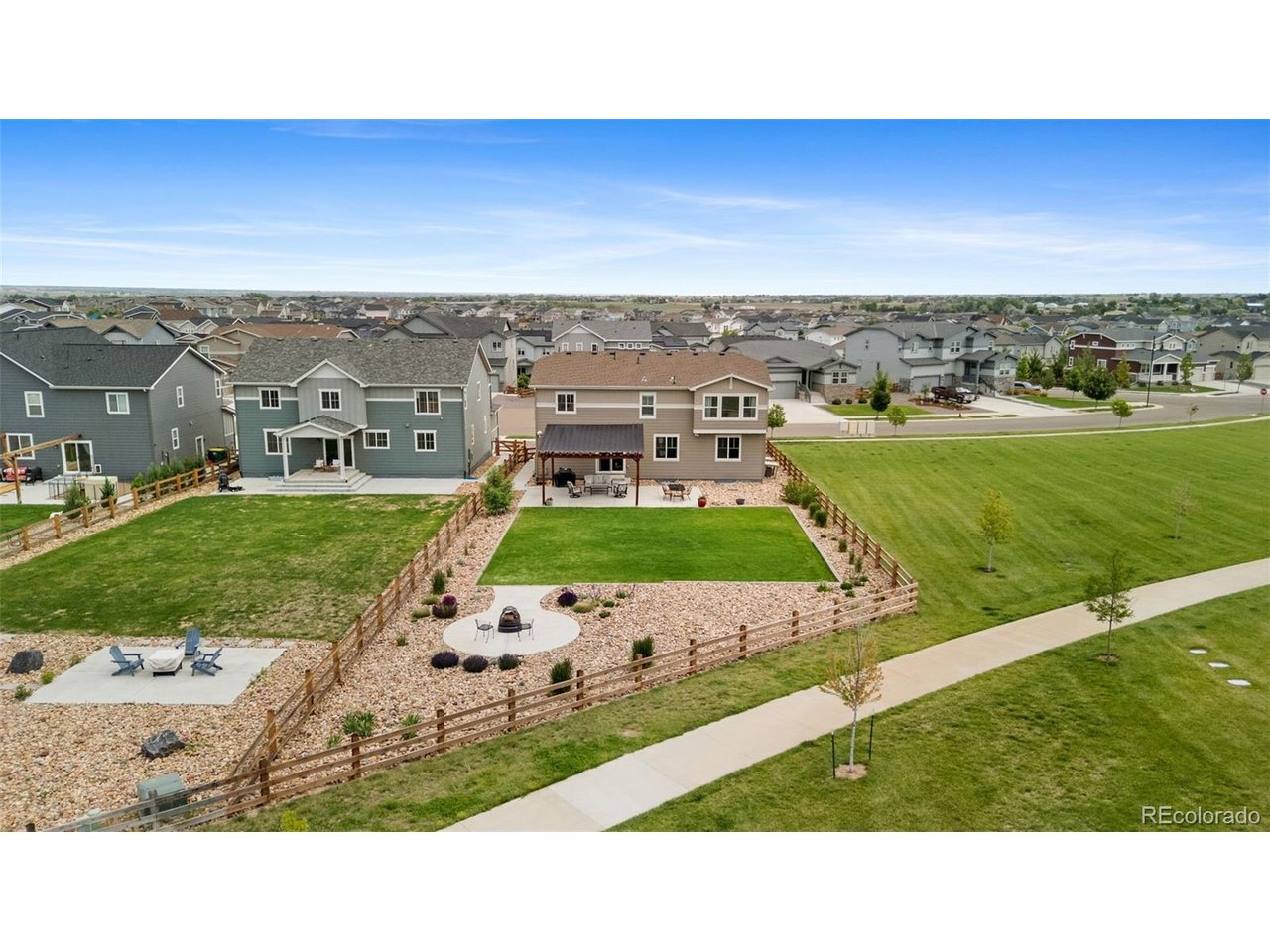 44 Morgan Cir S