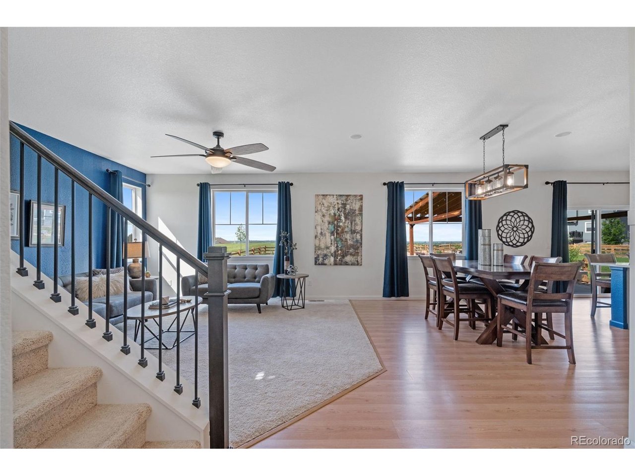 44 Morgan Cir S