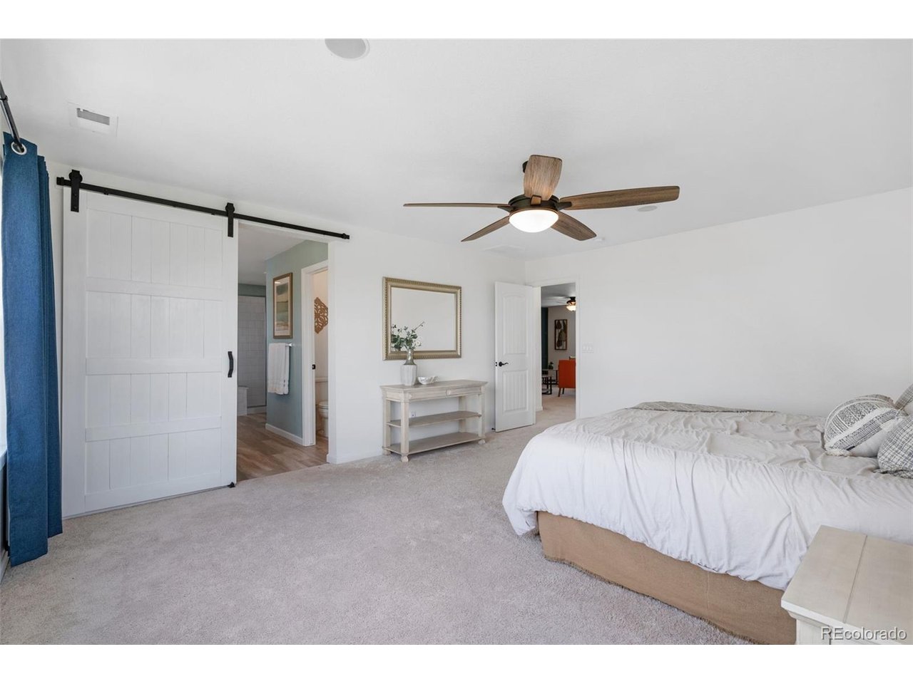 44 Morgan Cir S