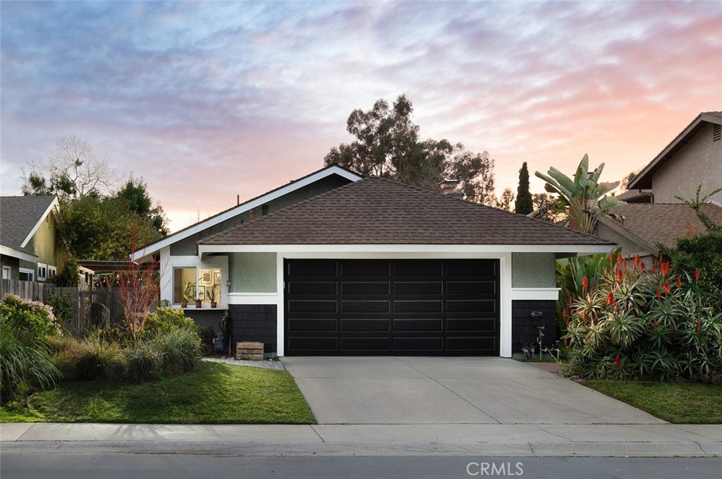 26492 Briarwood Lane