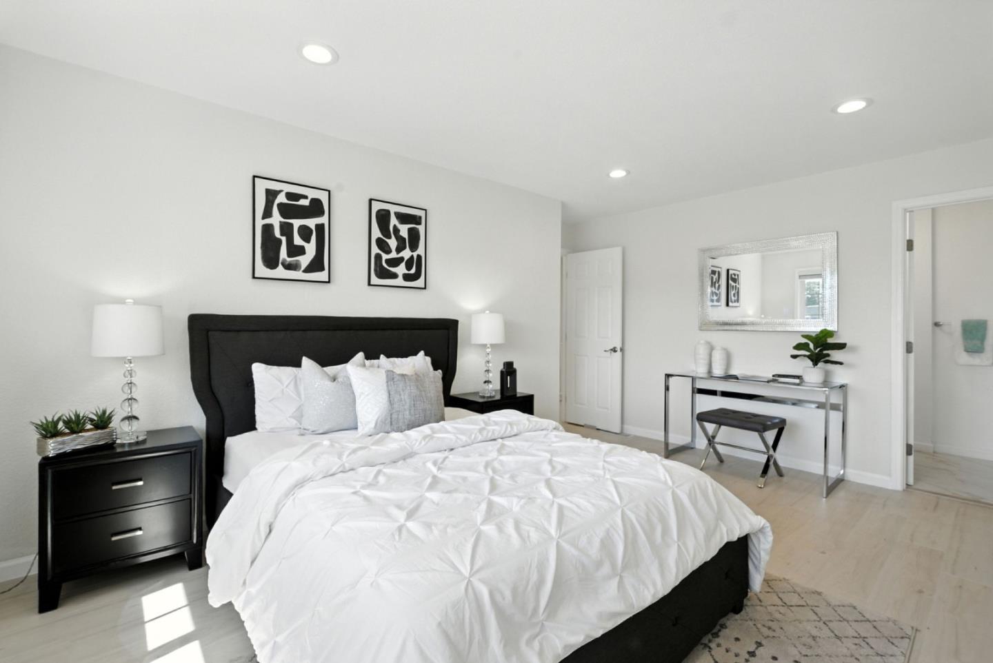 27726 Del Norte Court