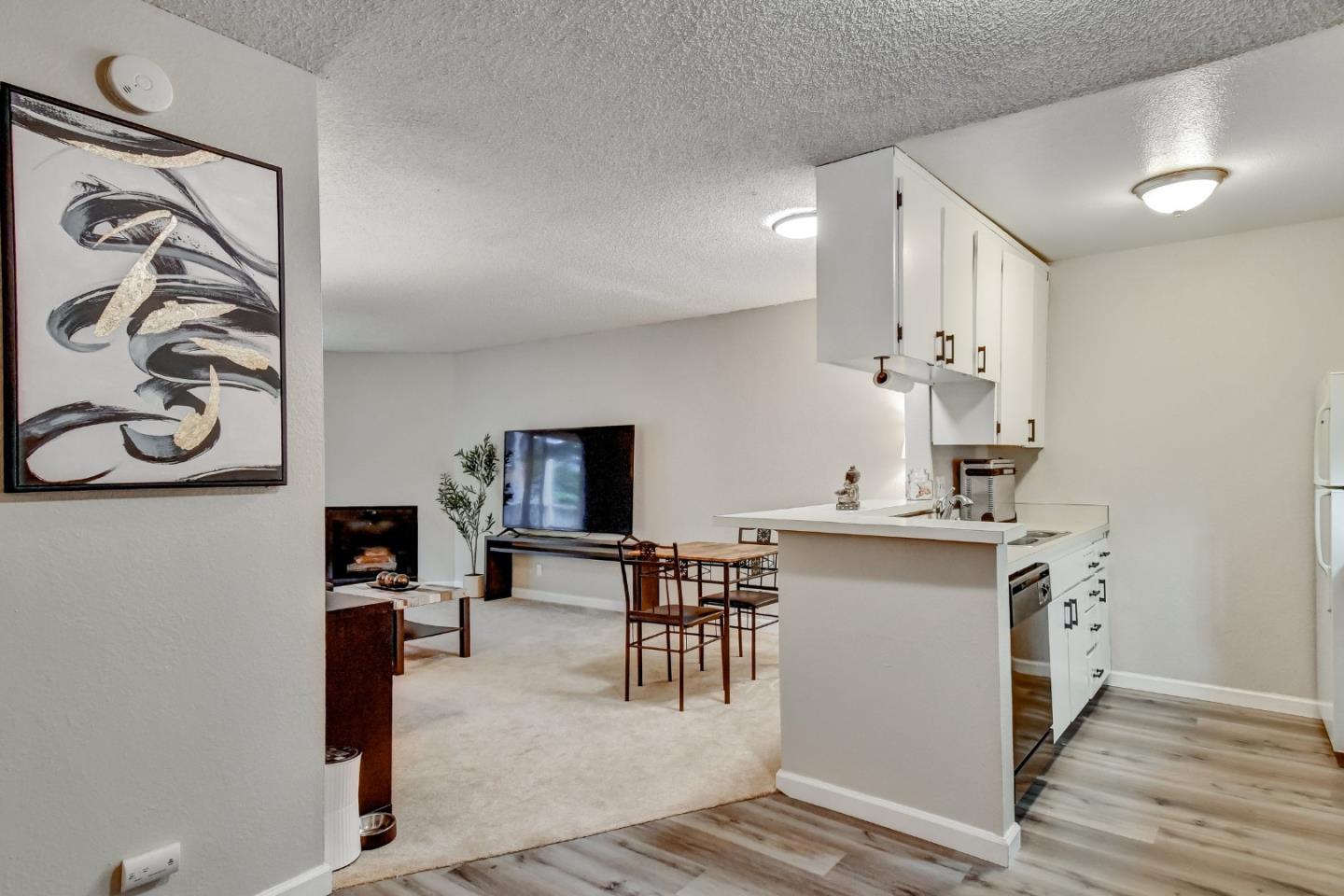 377 Mandarin Drive 305