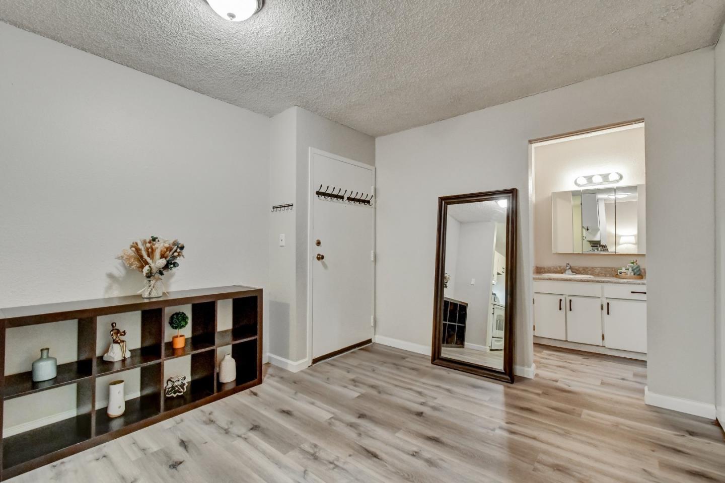 377 Mandarin Drive 305