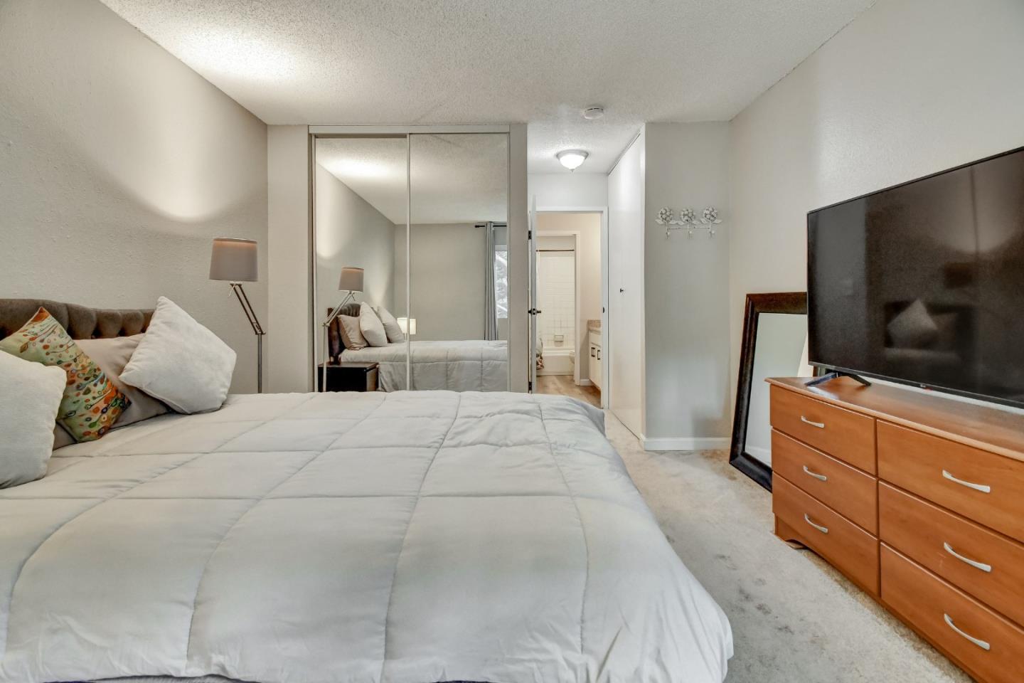 377 Mandarin Drive 305