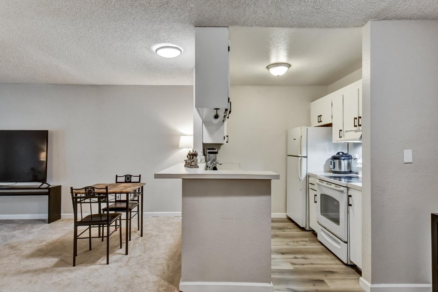 377 Mandarin Drive 305