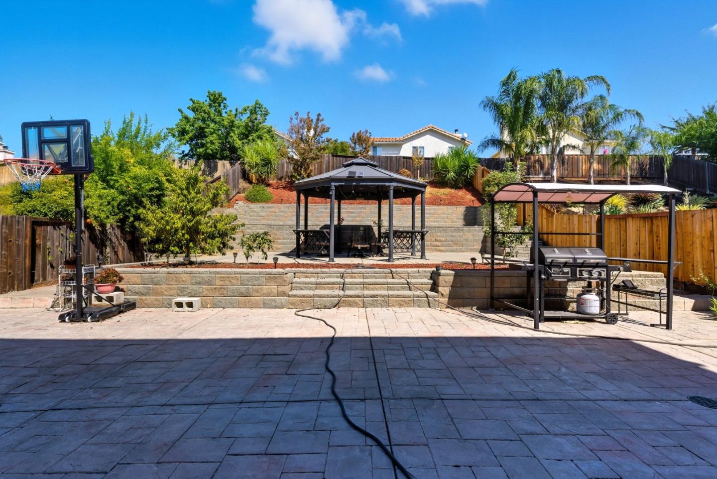 4064 Montgomery Hill Drive