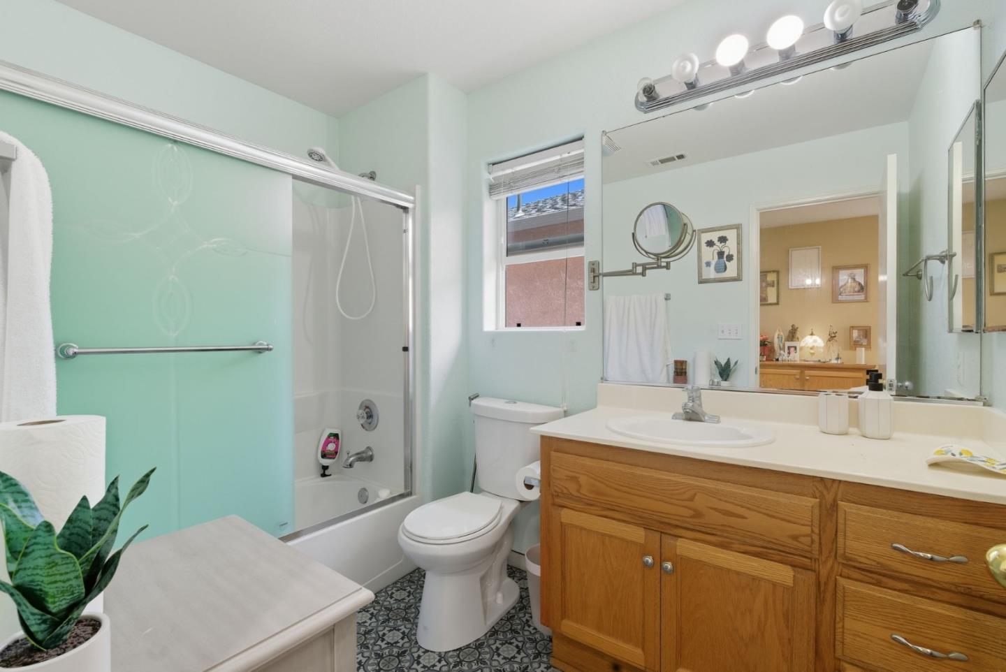 4064 Montgomery Hill Drive