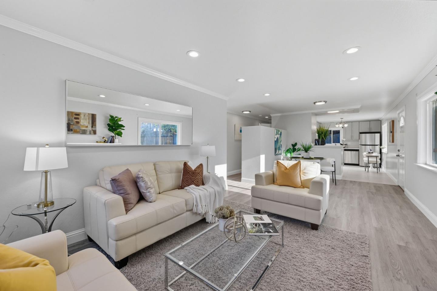 2161 Rollingwood Drive