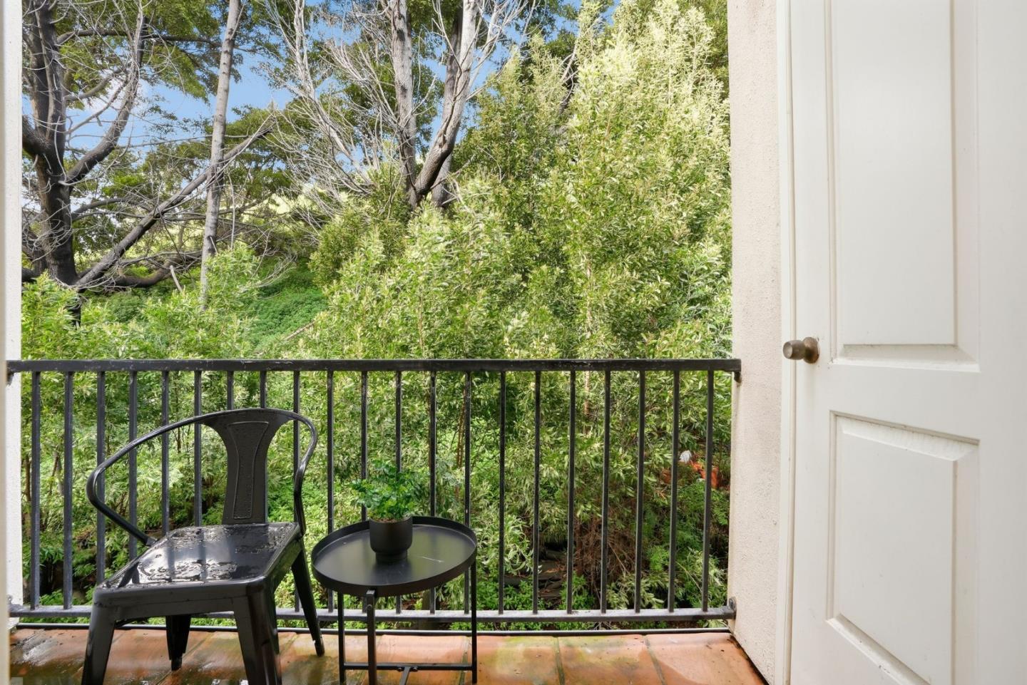 400 Alemany Boulevard 2