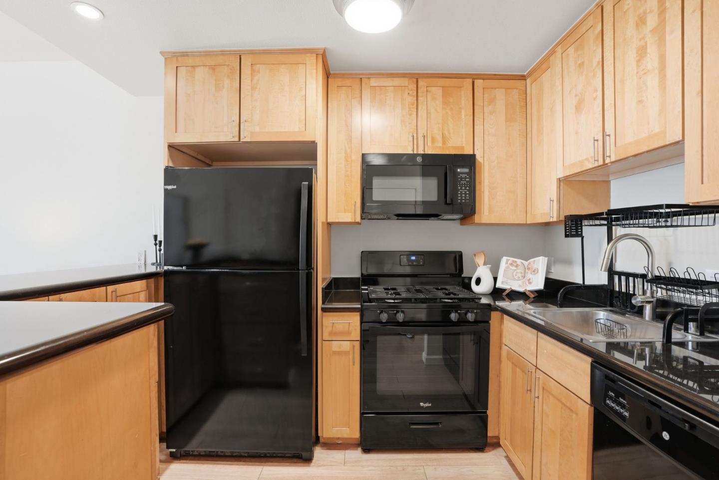 400 Alemany Boulevard 2