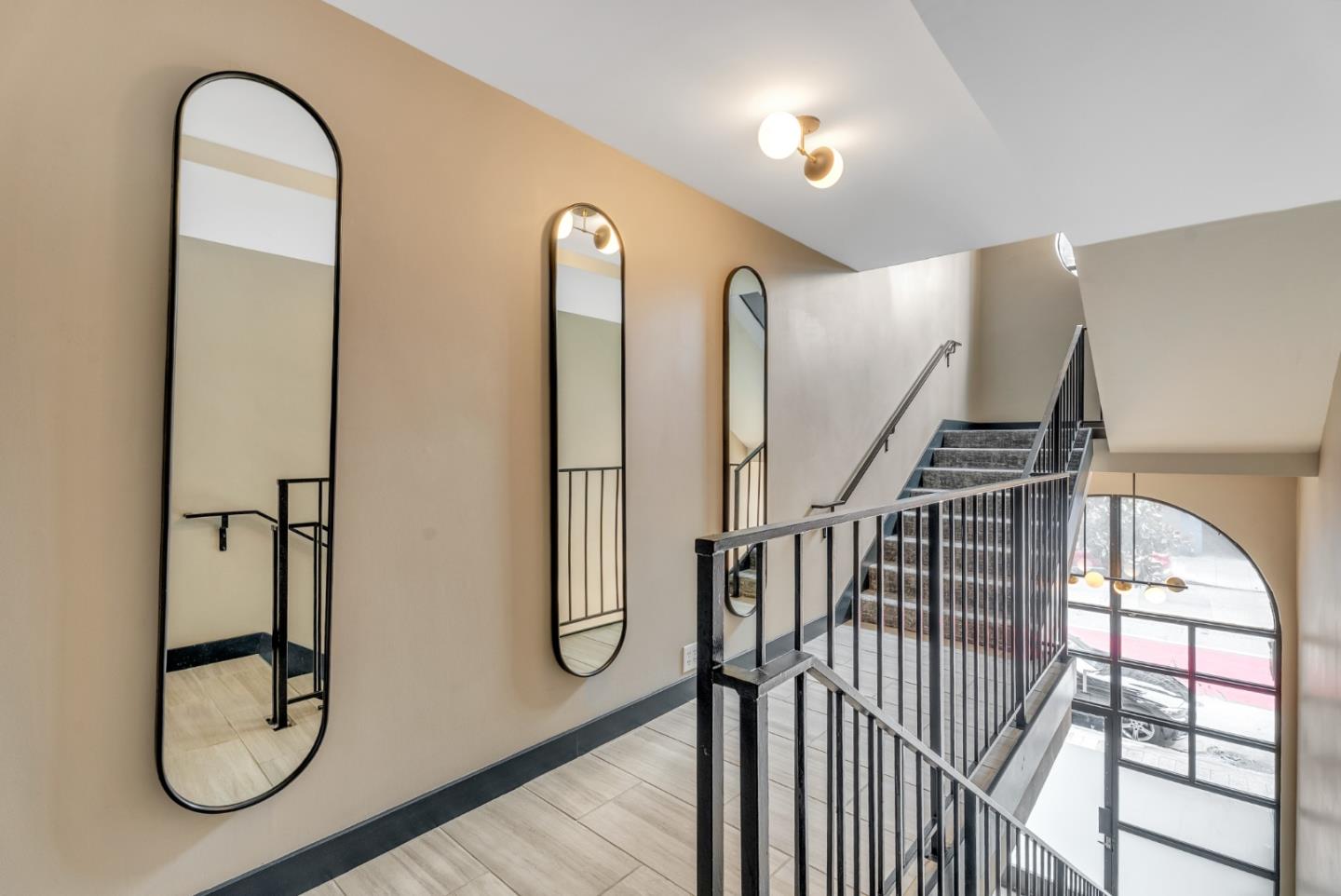 1930 Mission Street 4