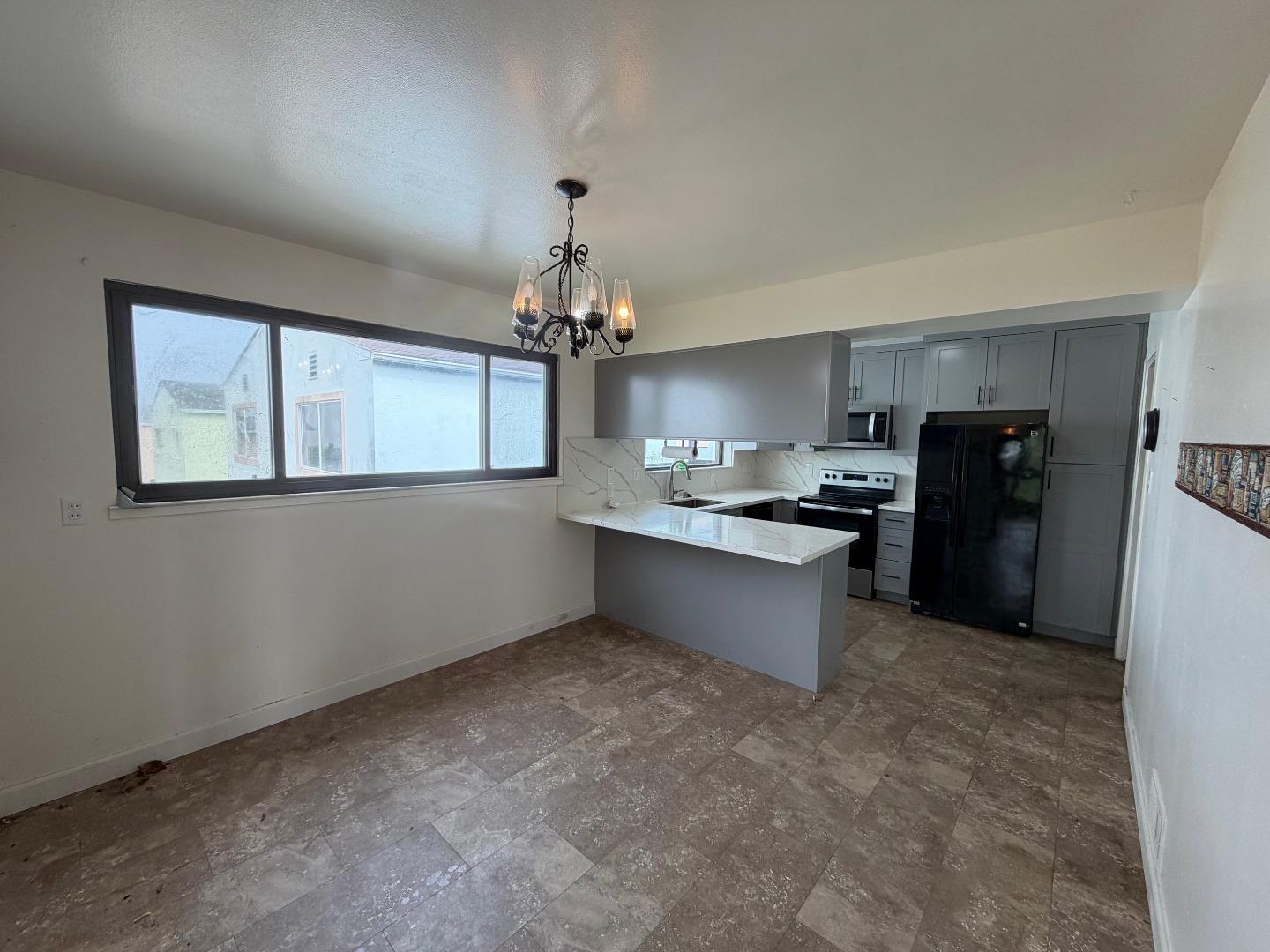295 Edgewood DR